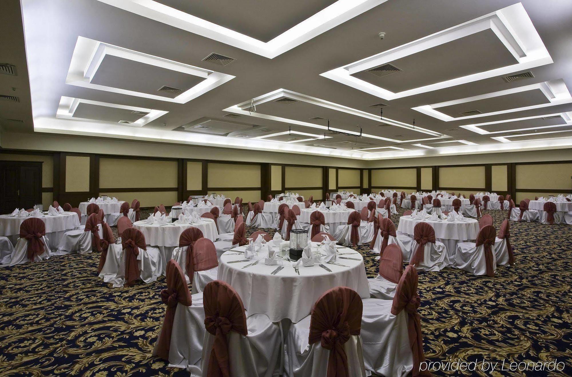 Anemon Grand Manisa Otel מסעדה תמונה